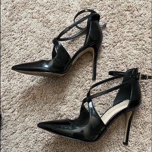 BCBG black pointy heels